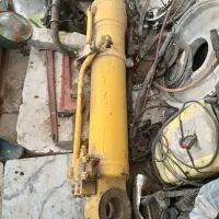 فروش جک هیدرولیکی قسمت عقب تیغه بولدوزر|ماشینآلات صنعتی|مرودشت, تامین اجتماعی|دیوار
