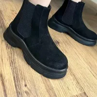 دمپایی|کیف، کفش، کمربند|بندر انزلی, لیچارگی حسن رود|دیوار