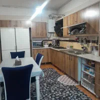 طبقه همکف از ۲ طبقه
