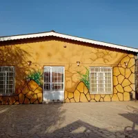 ۶۰۰مترباغچه ویلایی اب برق گاز شاهنامه معاوضه