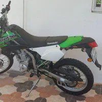 موتور کاوازاکی klx 250 مدل ۱۴۰۲ کارکرد ۳۰۰۰|موتورسیکلت|رودسر, |دیوار