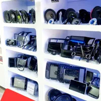 مانیتور اقساطی هدلایت روکش صندلی خودرو ماشین|قطعات یدکی و لوازم جانبی|شیراز, اصلاح‌نژاد|دیوار