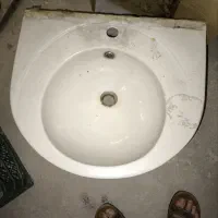 فروش وسایل منزل (روشویی میز ناهار خوری میز تحریر)