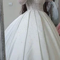 لباس عروسی سنگ دوزی شده سایز ۳۸ تا ۴۰