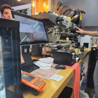 نیازمند صندوق دار خانم جهت کار در کافه