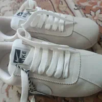 کتونی نیک خارجی نونو سایز 39جنس اصلی|کیف، کفش، کمربند|خرم‌آباد, |دیوار