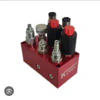 دنیای ریل  و  لوازم  هیدرولیک  آسانسور.  بالابر جک