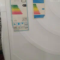 لباسشویی نو در حد خشک|ماشین لباسشویی و خشک‌کن لباس|سرباز, |دیوار