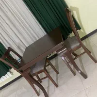 میزناهار خوری از چوب راش به همراه دو صندلی راحت