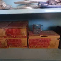 نیم لیوان چای خوری و یک عدد قندان  نو آکبند|ظروف سرو و پذیرایی|شهرکرد, |دیوار