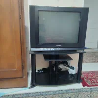 تلویزیون و به همراه میز تلویزیون و گیرنده دیجیتال|تلویزیون و پروژکتور|پردیس, فاز ۸|دیوار