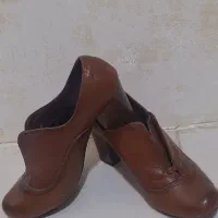 کفش چرم زنانه