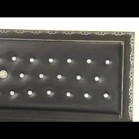 تخت دونفره  (فقط قاب )کفی و تشک ندارد