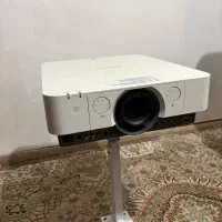 پروژکتور sony مدل vpl-Fx35 با پایه سقفی
