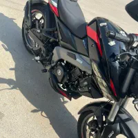 Ns 200