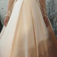 لباس مجلسی|لباس|نیشابور, فرح بخش|دیوار