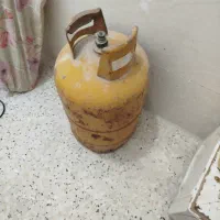 سه تا کپسول گاز