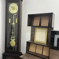 ساعت ایستاده شیک و در حد خیلی نو