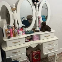 تخت دو نفره|تخت و سرویس خواب|رباط‌کریم, رباط‌کریم|دیوار