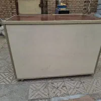 میز کار چوبی