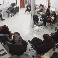 استخدام منشی پاسخگوی تلفنی