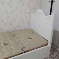 تخت یک نفره