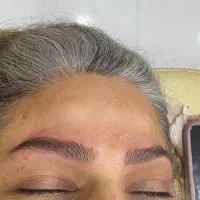 مدل میخوام واسه میکرو شید لب و فیکانتور لب