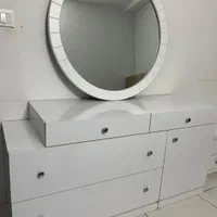 میز آرایشی،آینه و صندلی
