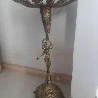 کنار سالنی برنز