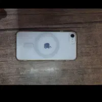 آیفون se 2020 مایل به معاوضه با پلی ۴ یا ۵