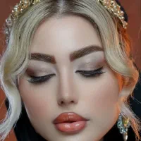 سالن زیبایی «مانلی»