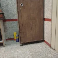 جاکفشی و شلف (تاج تخت خواب )