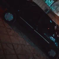 به سمت مشهد بسته و پاکت میبرم