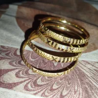 چهار عدد النگوی بدل