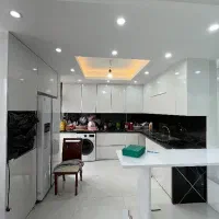 طراحی، ساخت و اجرای انواع کابینت و کمد دیواری
