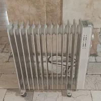 شوفاژ برقی ۱۳ پره مک پوینت در حد نو