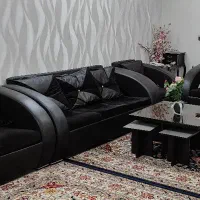 مبل ۷ نفره و میز جلو مبلی و ۴ عدد عسلی