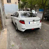 برلیانس ۳۳۰