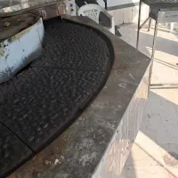 به یک نان دراور سنگگک ریزشی در جانبازان