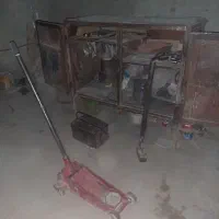 وسایل صافکاری به فروش می‌رسد