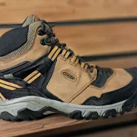 کفش کوهنوردی کین سایز ۴۳ اکبند