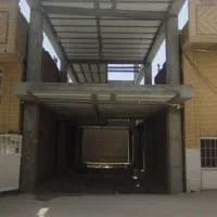 دوطبقه همکف وبالا