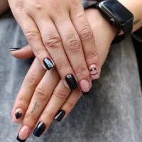 کاشت تخصصی ناخون/ترمیم/لمینت/ژلیش عبدالمطلب