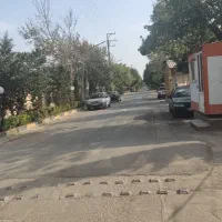 ۲ نفر نیروی خدماتی آقا