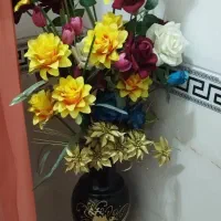 گل و گلدان