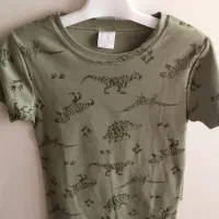 لباس بچگانه|کفش و لباس بچه|قم, وادی السلام|دیوار