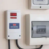 محافظ ولتاژ