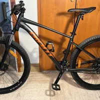 دوچرخه Giant Talon 3 - در حد نو - علت فروش مهاجرت