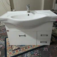 روشویی کابینتی همراه با اینه وباکس