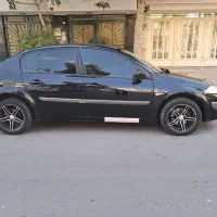 مگان ۲۰۰۰ اتومات